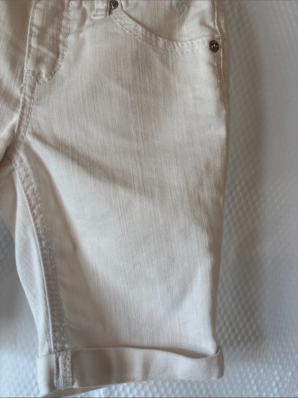 Girl’s Cream Denim Bermuda Shorts